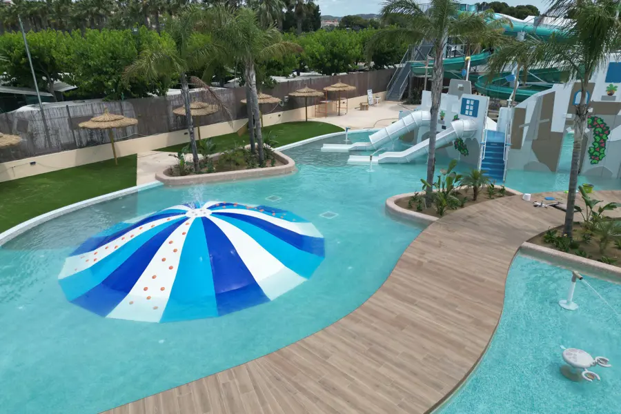 Diseño y Construcción de Complejo Acuático para Cámping Creixell (Tarragona)
